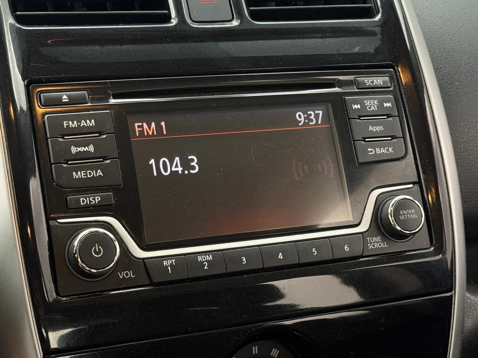 Thumbnail: 2016 Nissan Versa Note - 4