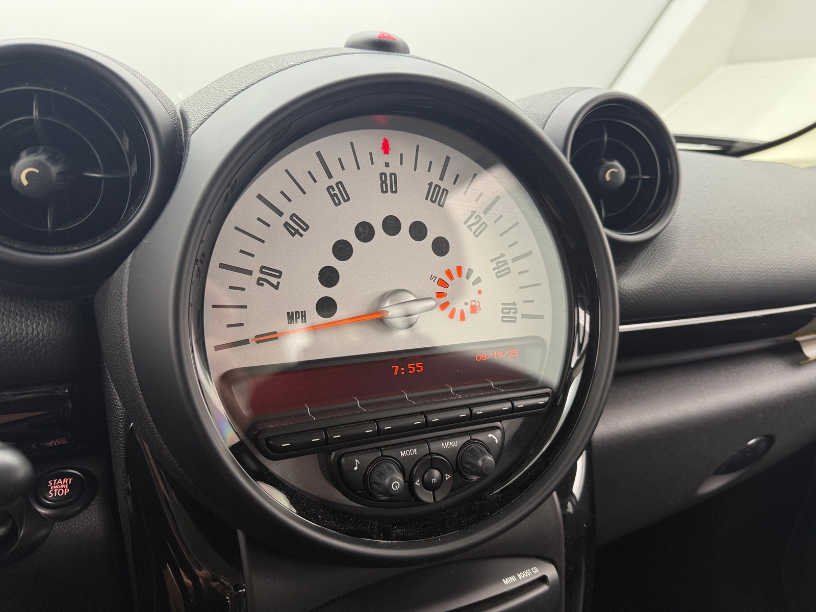 Thumbnail: 2014 MINI Cooper Countryman - 3
