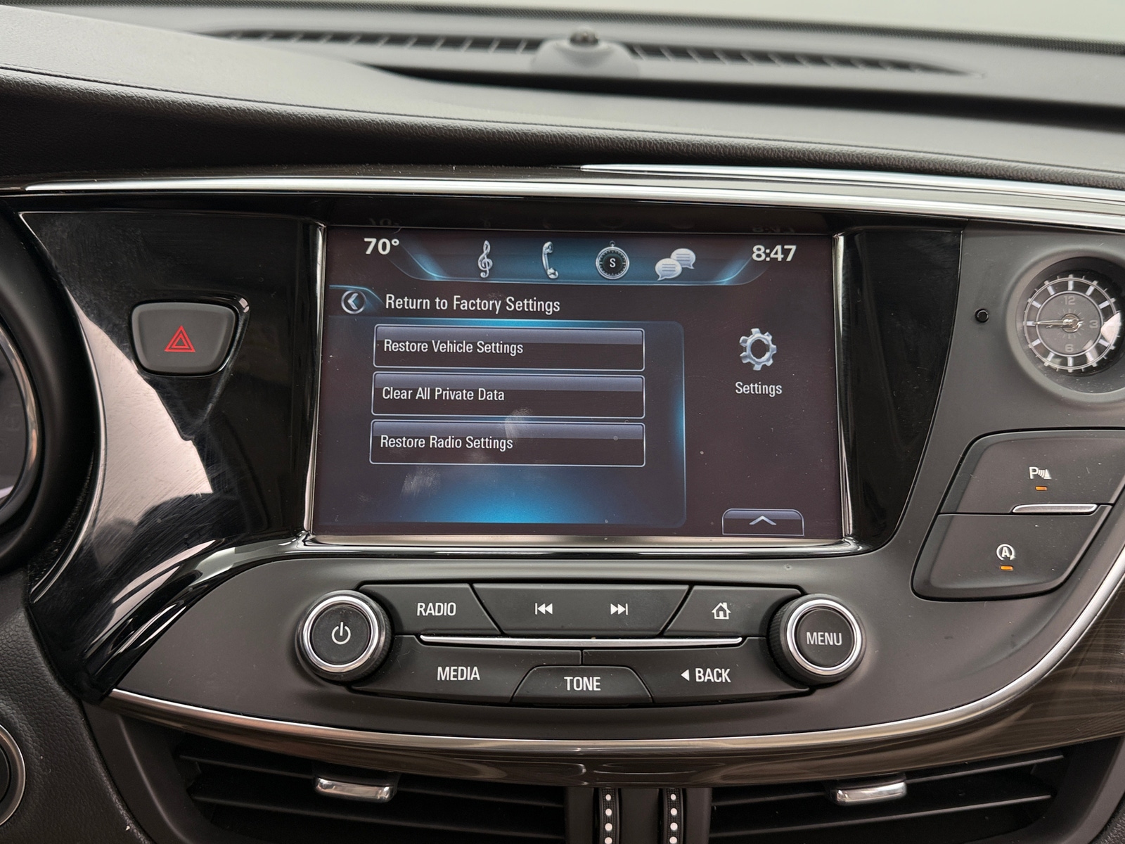 Thumbnail: 2019 Buick Envision - 3