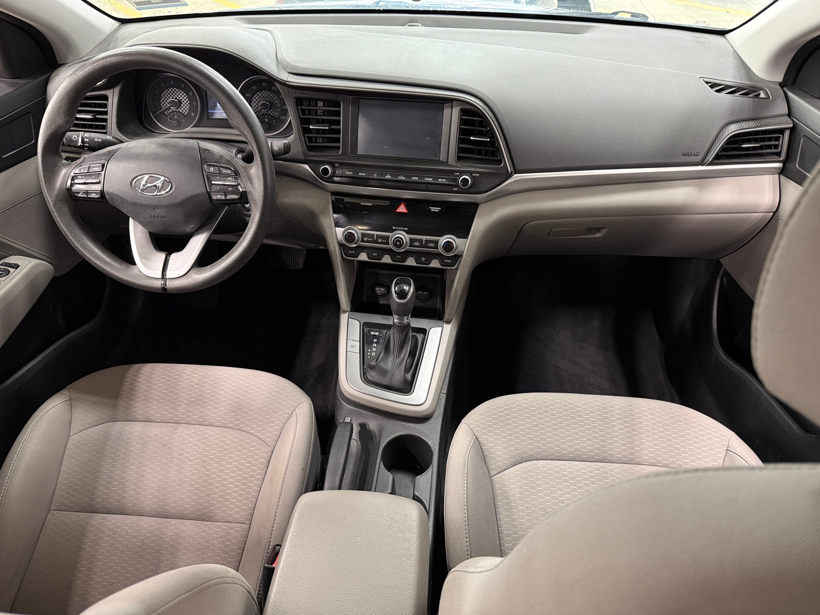 Thumbnail: 2020 Hyundai Elantra - 3