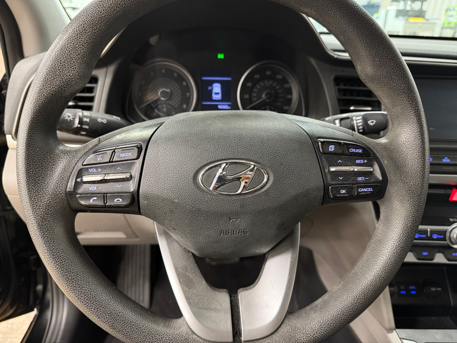 Thumbnail: 2020 Hyundai Elantra - 5
