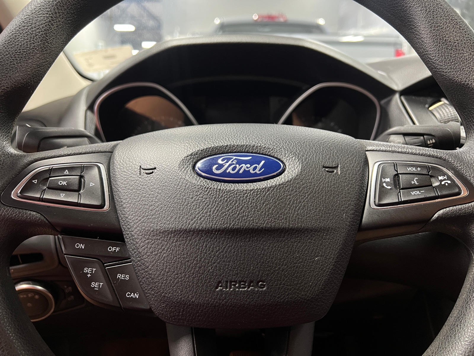 Thumbnail: 2017 Ford Focus - 5