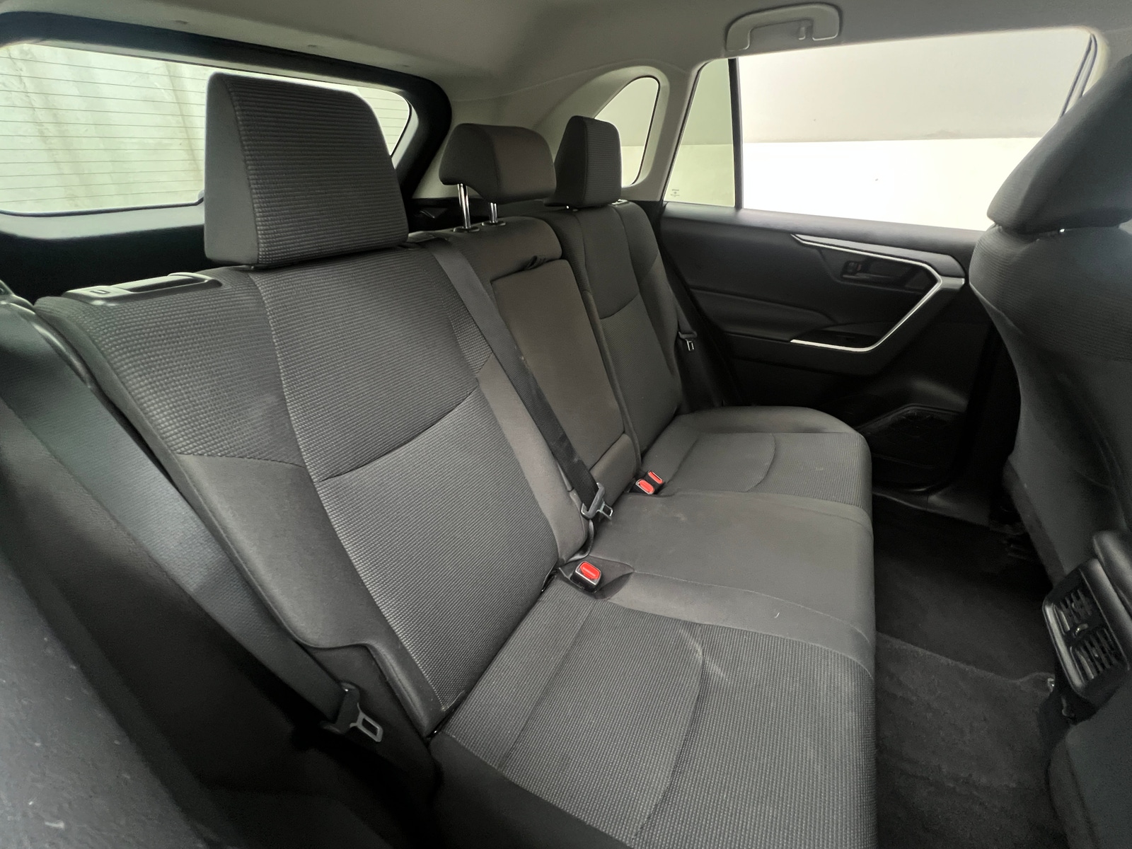 Thumbnail: 2021 Toyota RAV4 - 6