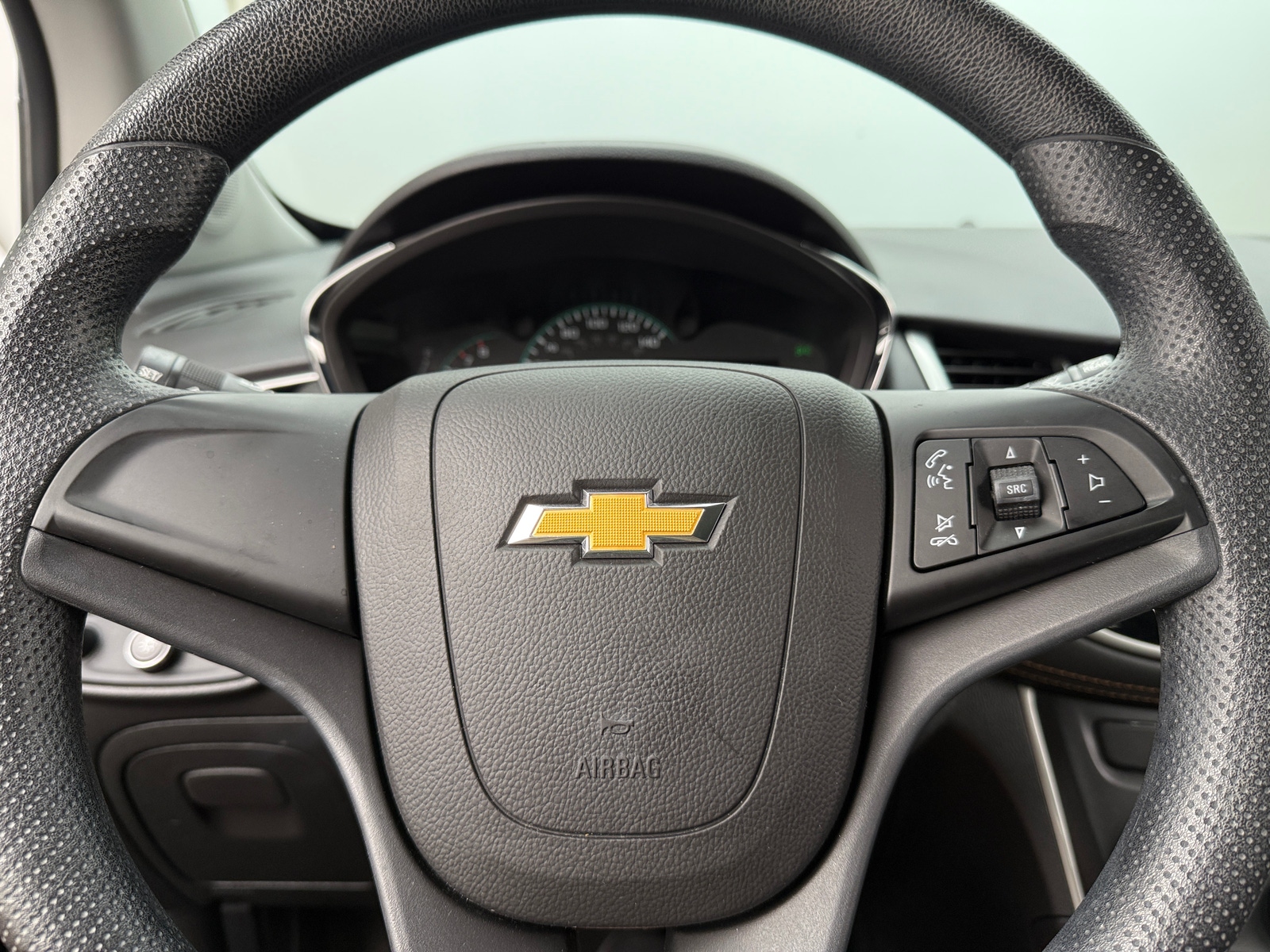 Thumbnail: 2021 Chevrolet Trax - 5