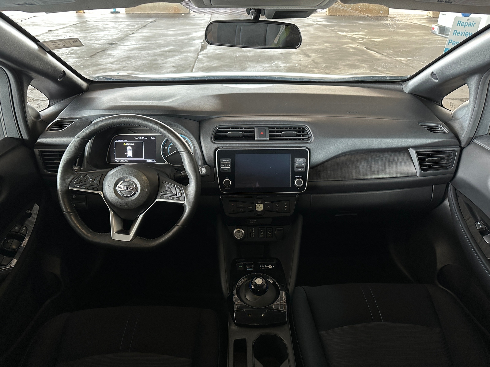 Thumbnail: 2021 Nissan Leaf - 3