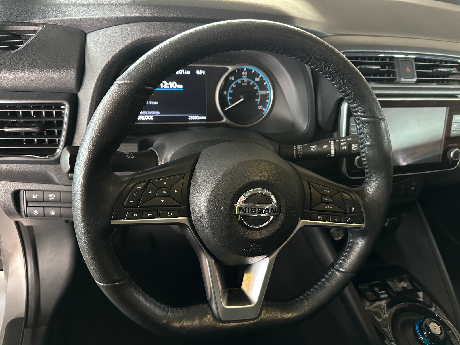 Thumbnail: 2021 Nissan Leaf - 5