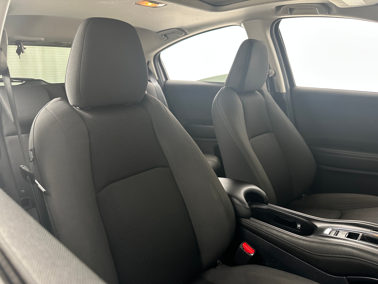 Thumbnail: 2022 Honda HR-V - 2