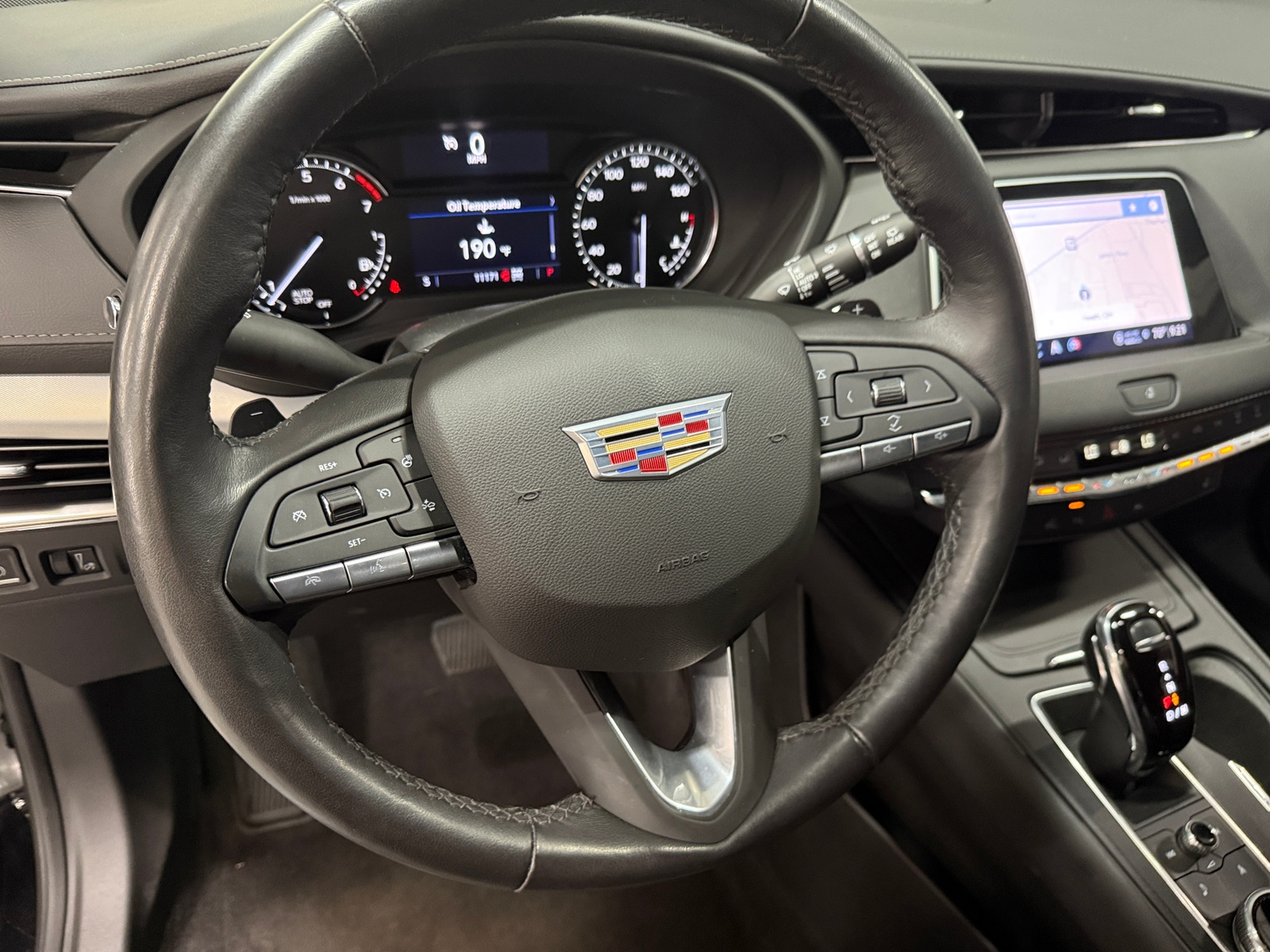 Thumbnail: 2022 Cadillac XT4 - 4