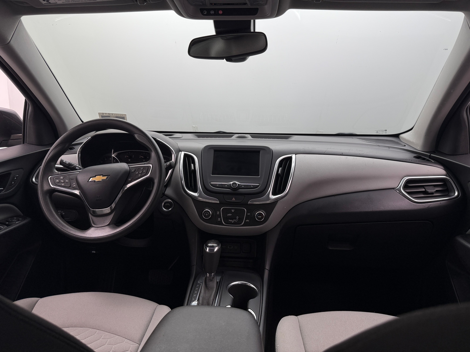 Thumbnail: 2020 Chevrolet Equinox - 3