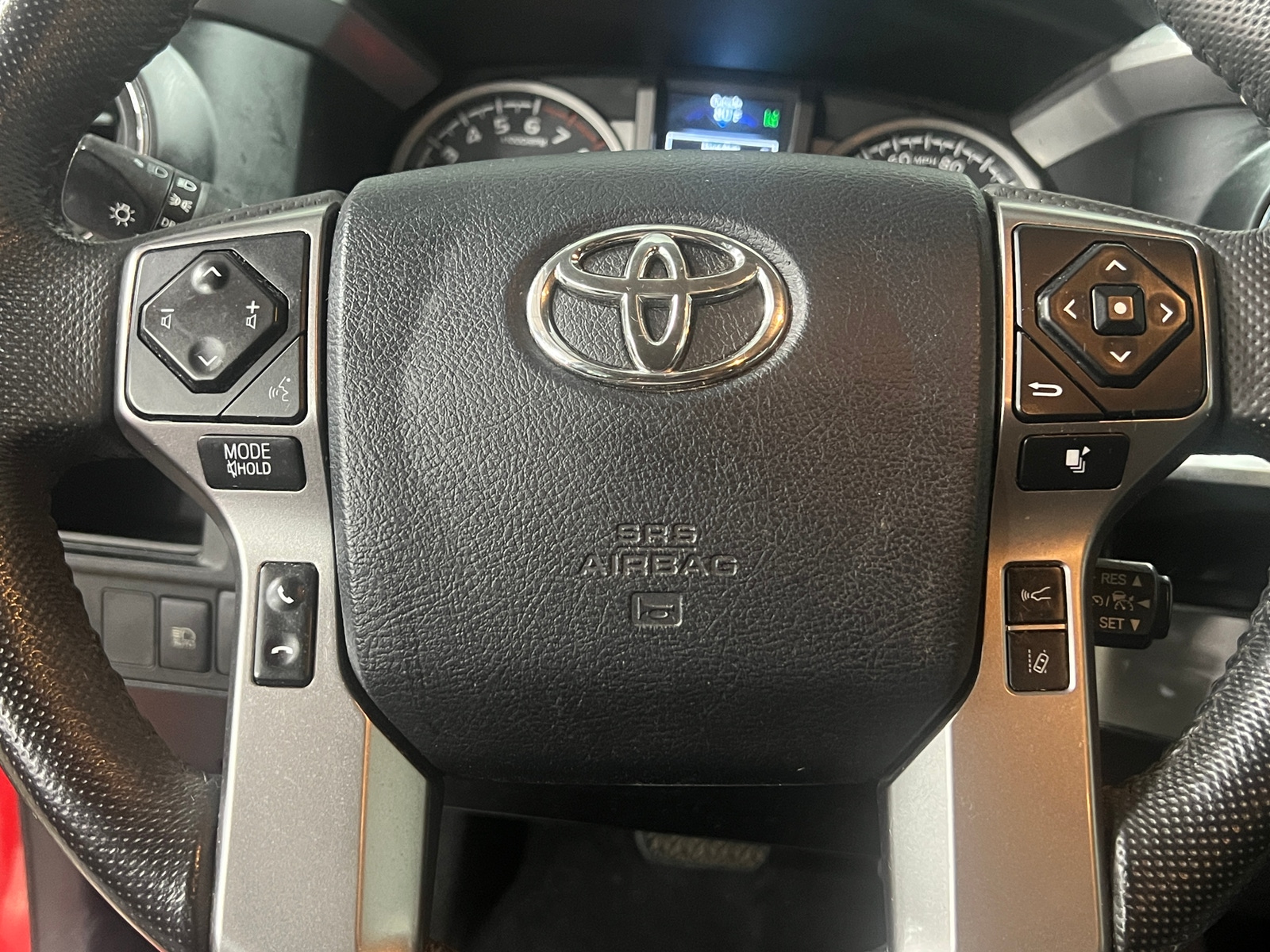 Thumbnail: 2018 Toyota Tacoma - 5