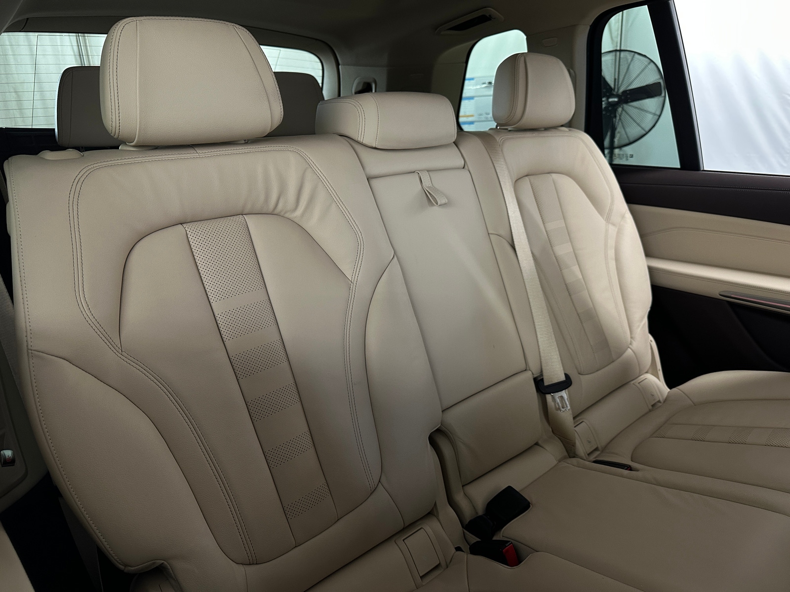 Thumbnail: 2019 BMW X7 - 6