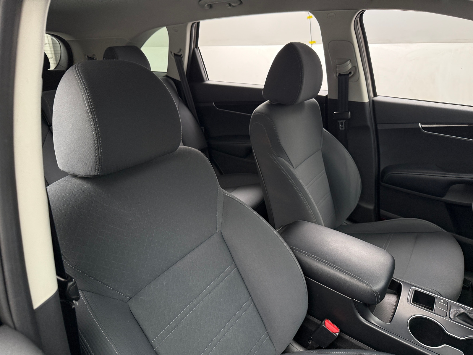 Thumbnail: 2019 Kia Sorento - 2