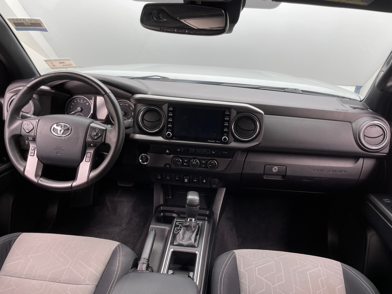 Thumbnail: 2020 Toyota Tacoma - 3