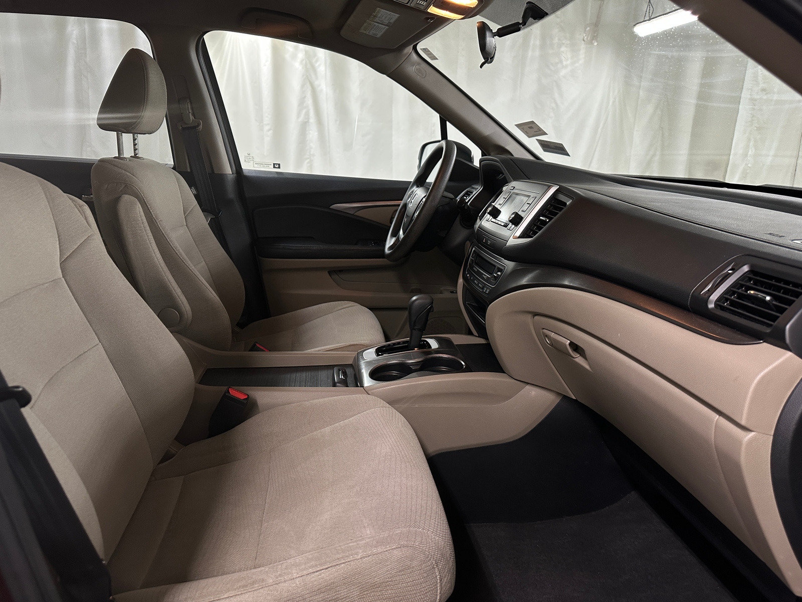 Thumbnail: 2016 Honda Pilot - 2