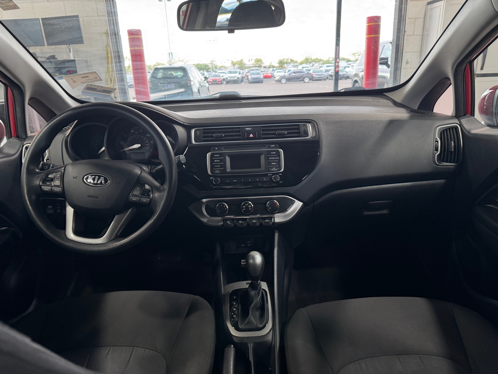 Thumbnail: 2017 Kia Rio - 3