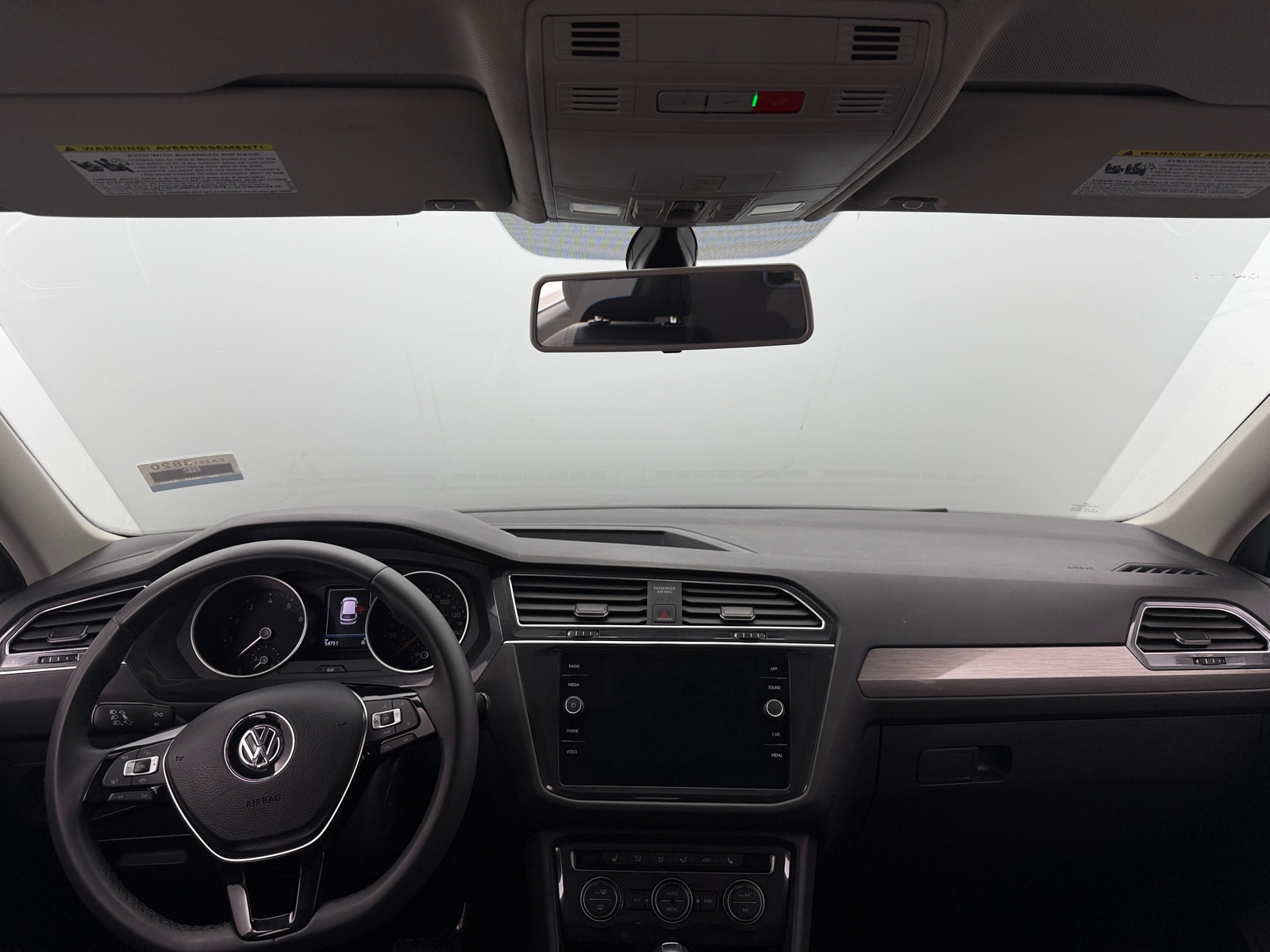 Thumbnail: 2020 Volkswagen Tiguan - 2