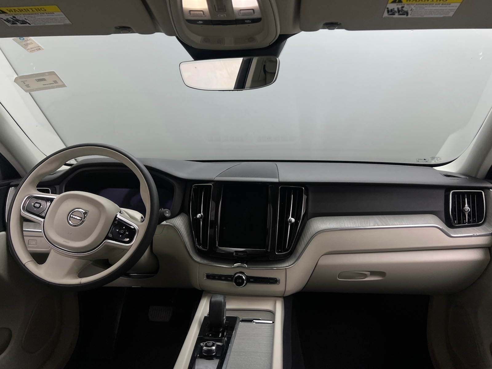 Thumbnail: 2023 Volvo XC60 - 2