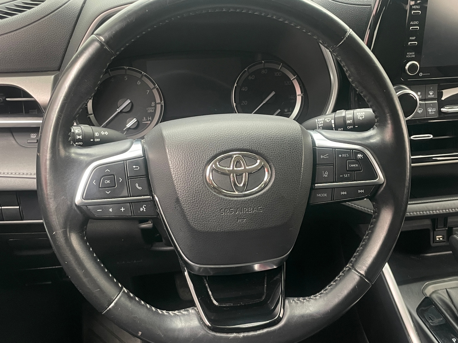 Thumbnail: 2021 Toyota Highlander - 4