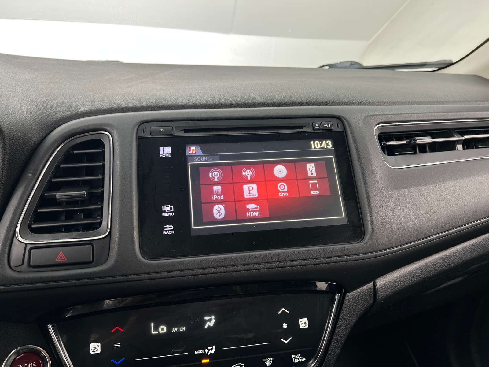 Thumbnail: 2016 Honda HR-V - 4