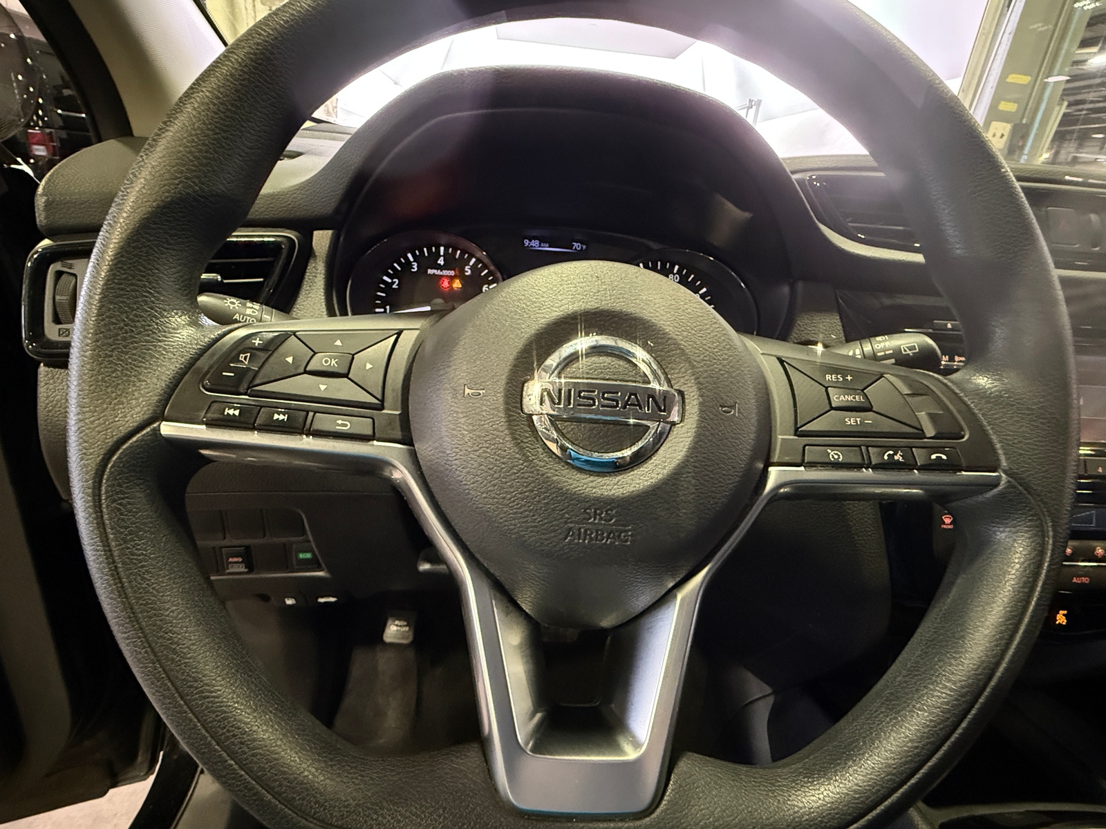 Thumbnail: 2018 Nissan Rogue Sport - 5