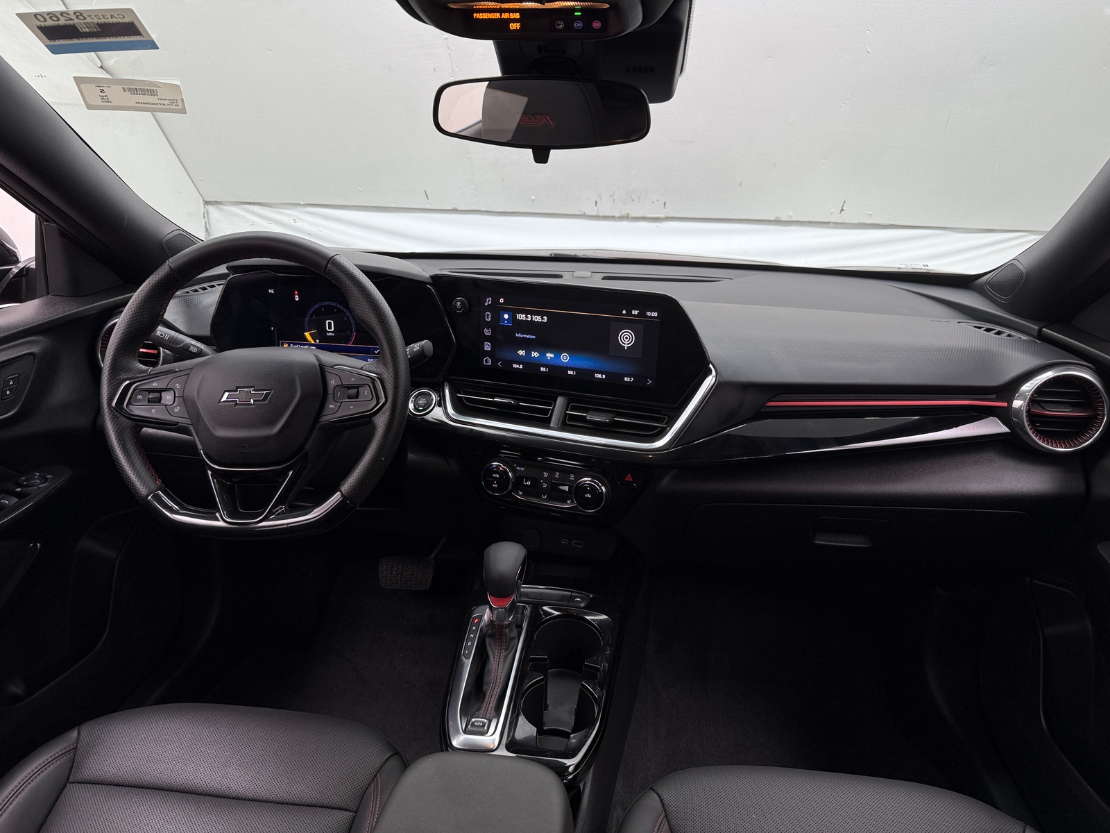 Thumbnail: 2025 Chevrolet Trax - 3