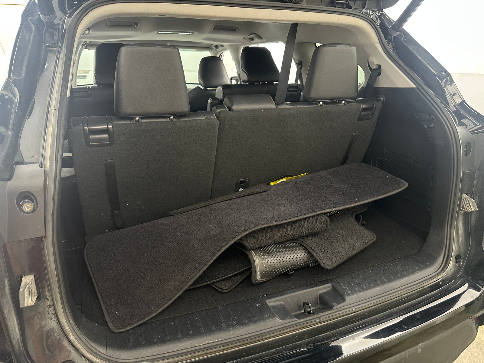 Thumbnail: 2020 Toyota Highlander - 6