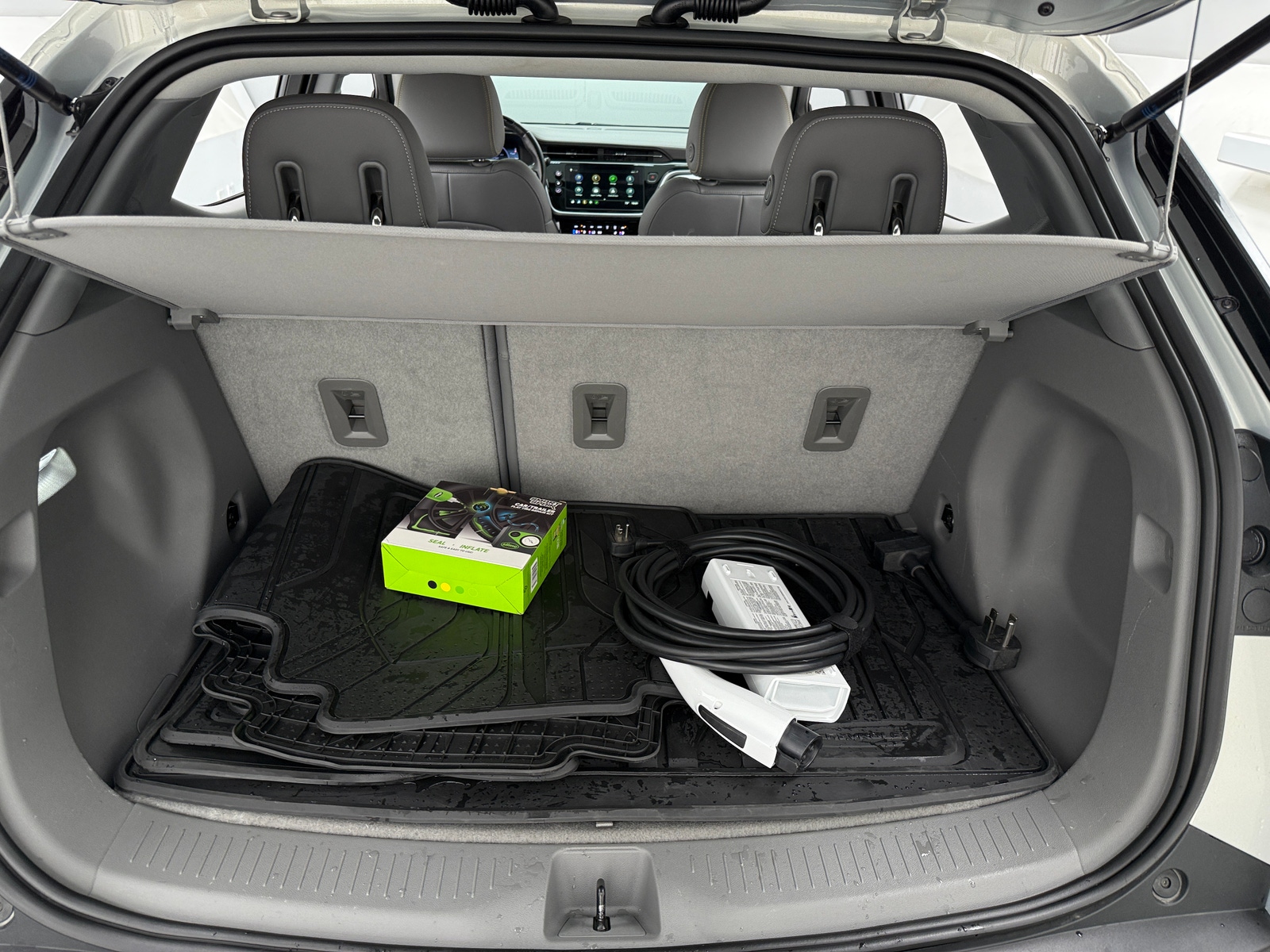 Thumbnail: 2023 Chevrolet Bolt EUV - 6