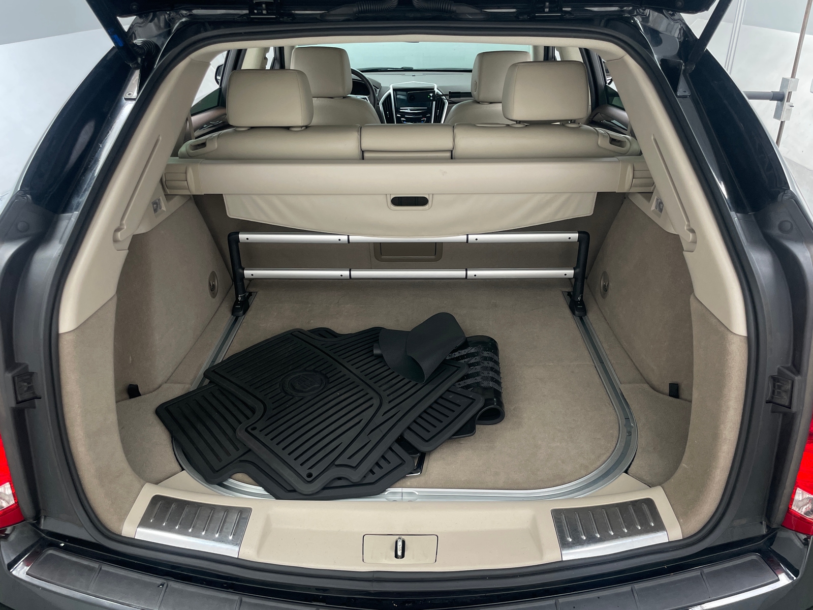 Thumbnail: 2015 Cadillac SRX - 6