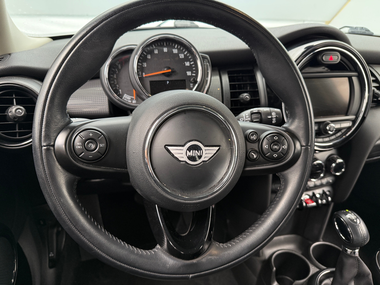 Thumbnail: 2018 MINI Cooper Hardtop - 5