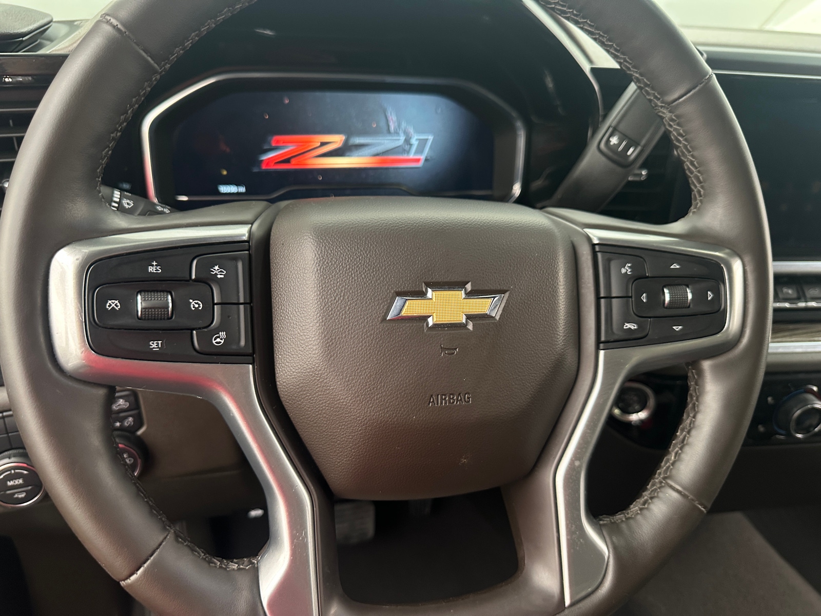 Thumbnail: 2025 Chevrolet Silverado 2500 - 5