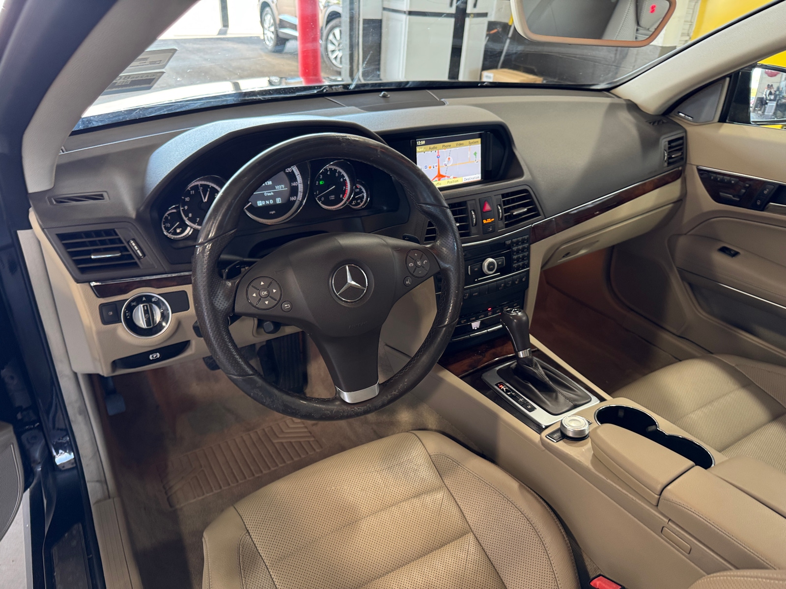 Thumbnail: 2011 Mercedes-Benz E-Class - 2