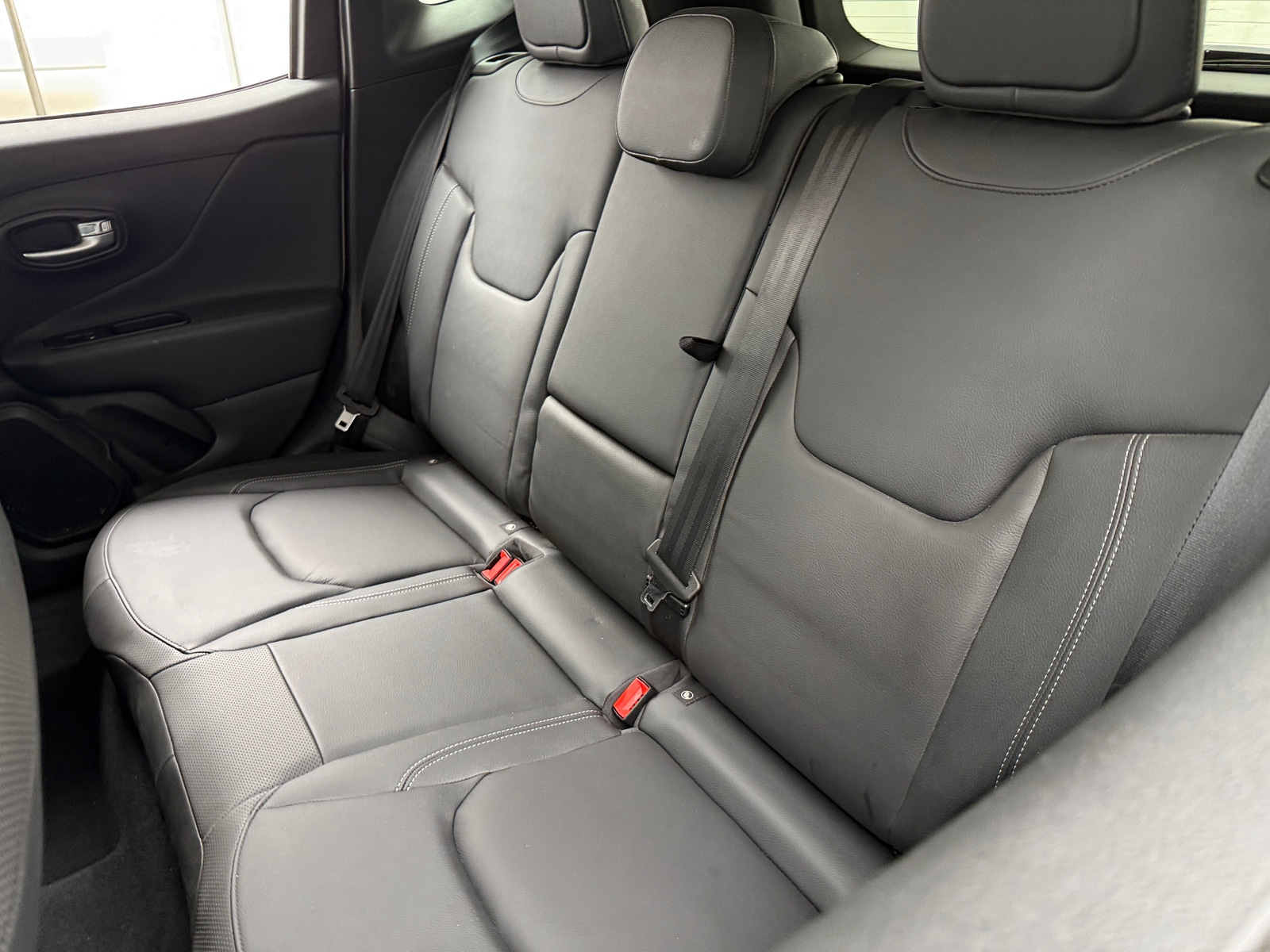 Thumbnail: 2022 Jeep Renegade - 5
