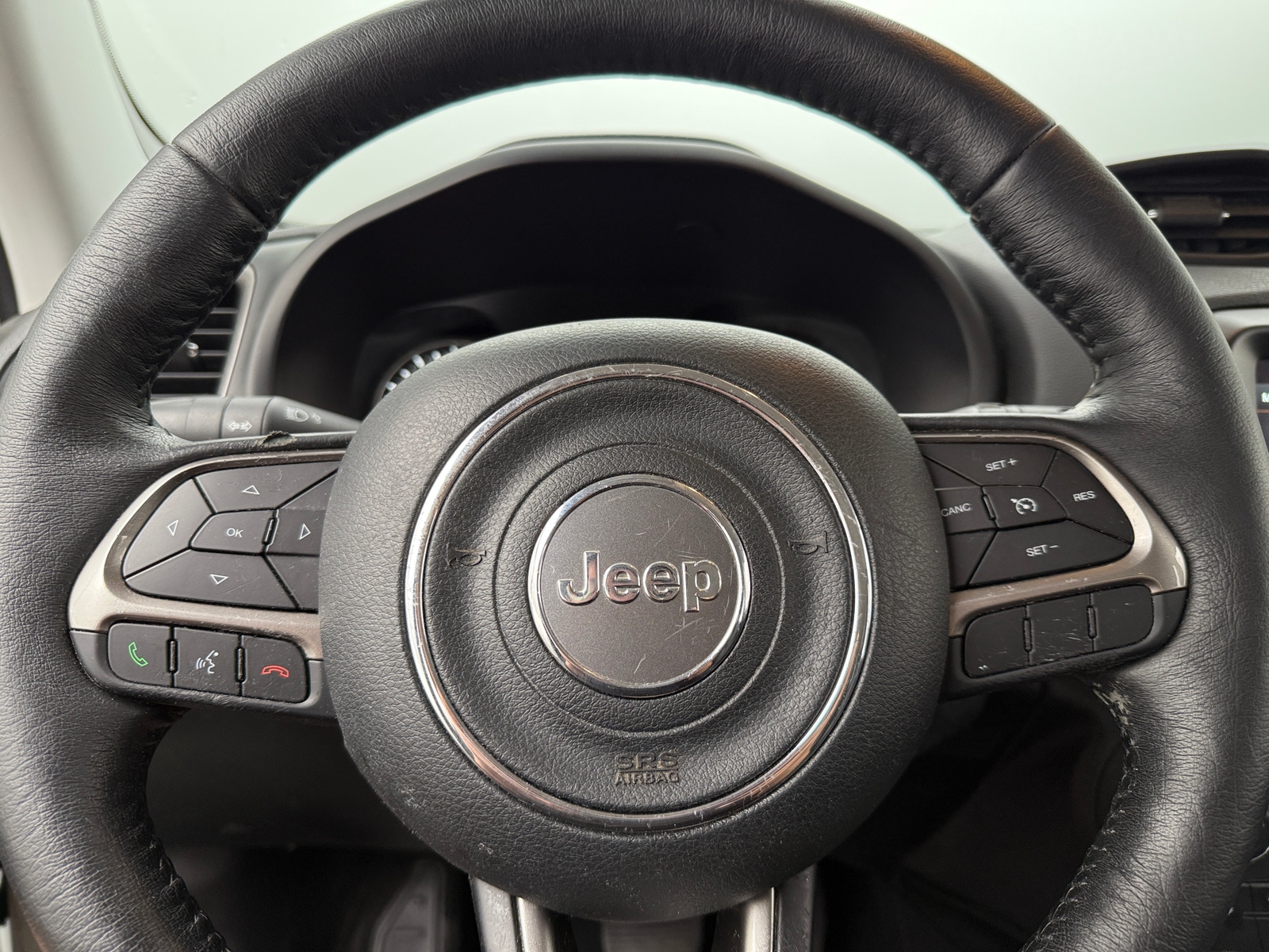 Thumbnail: 2022 Jeep Renegade - 4