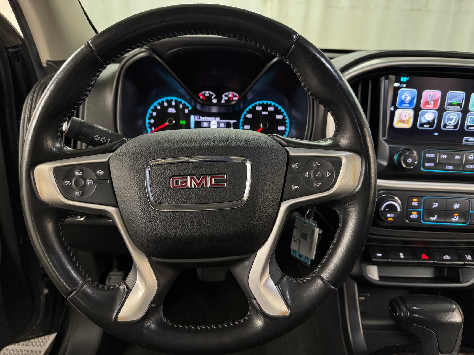 Thumbnail: 2018 GMC Canyon - 5