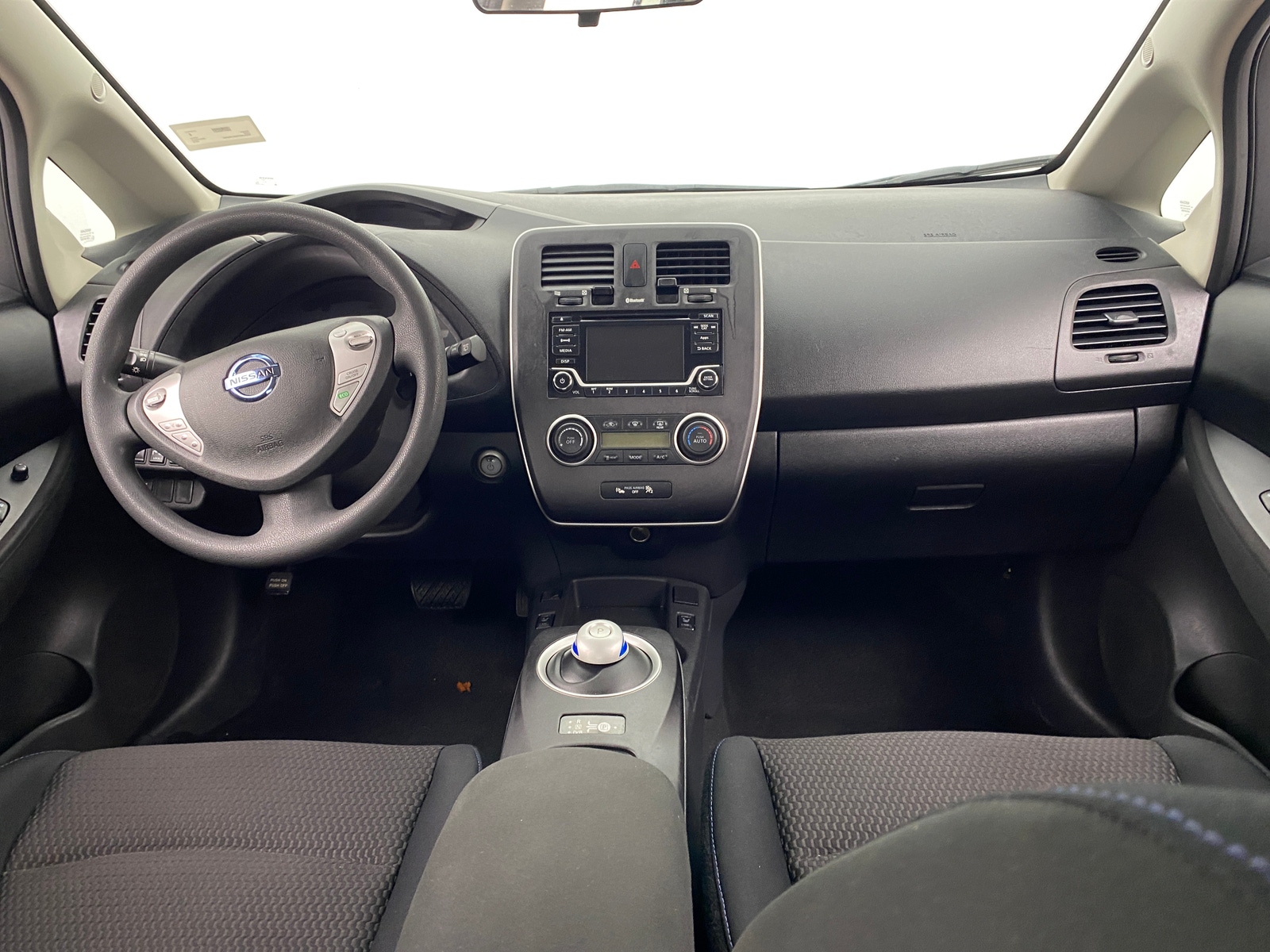 Thumbnail: 2016 Nissan Leaf - 3