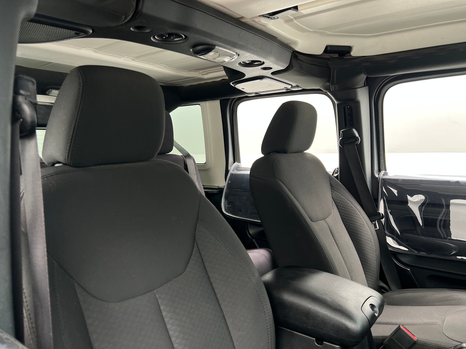 Thumbnail: 2017 Jeep Wrangler - 2