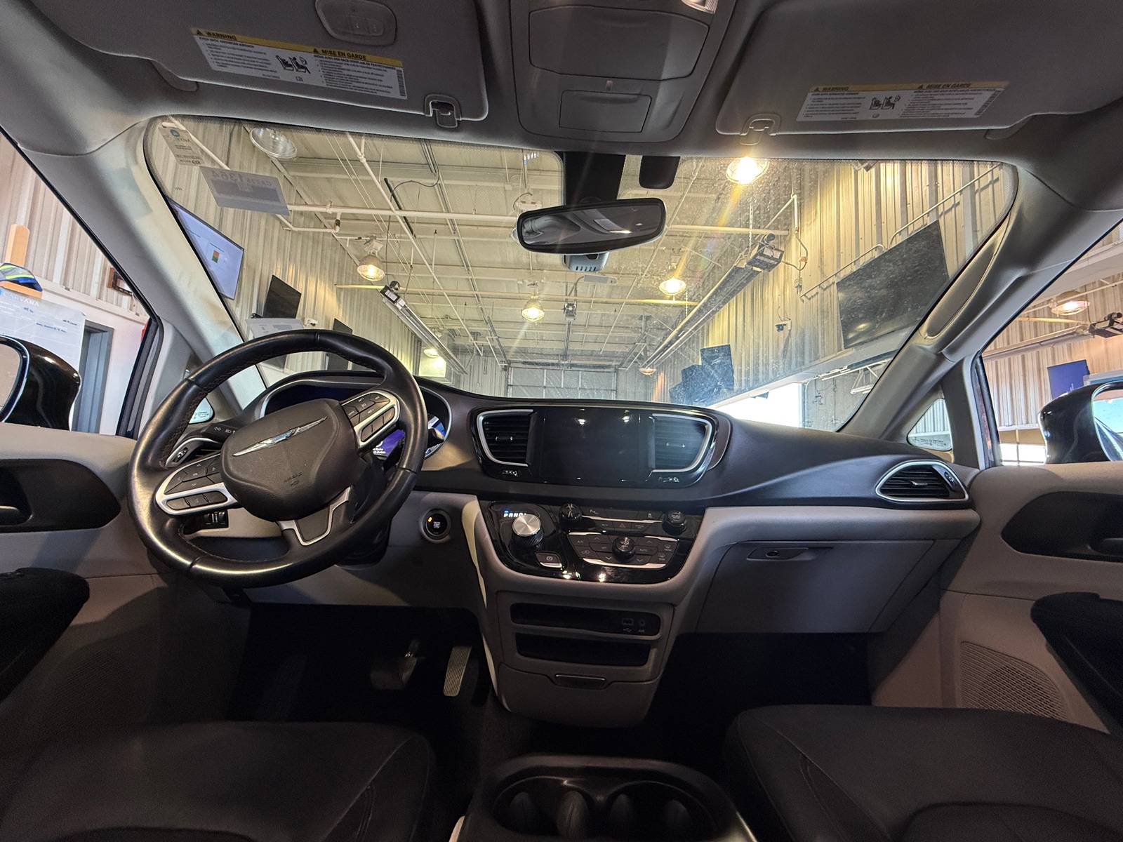 Thumbnail: 2018 Chrysler Pacifica - 2