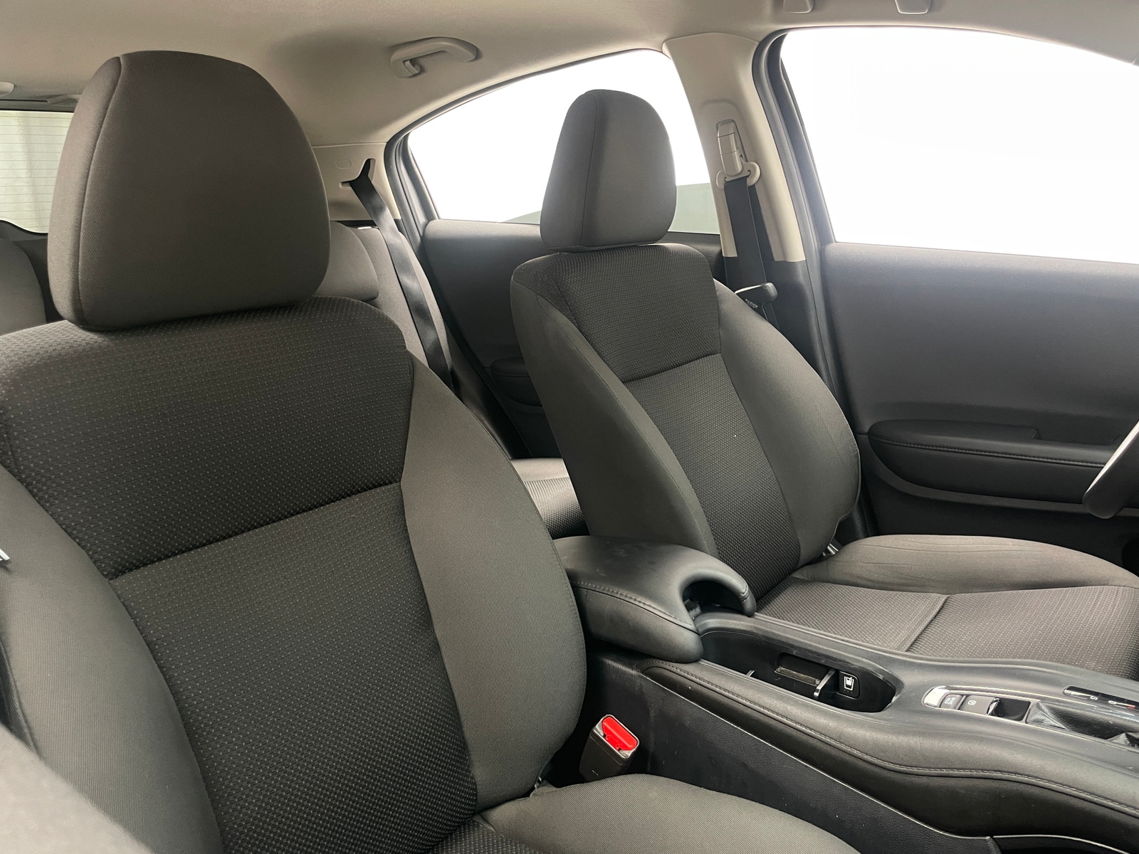 Thumbnail: 2022 Honda HR-V - 2