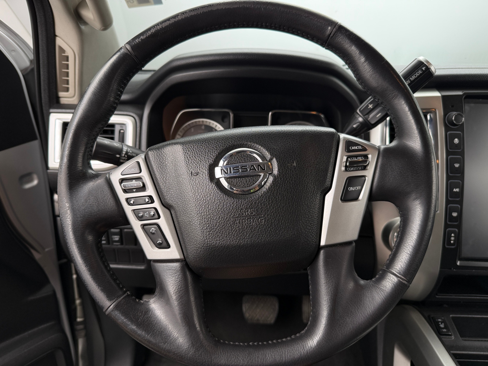 Thumbnail: 2018 Nissan Titan - 5