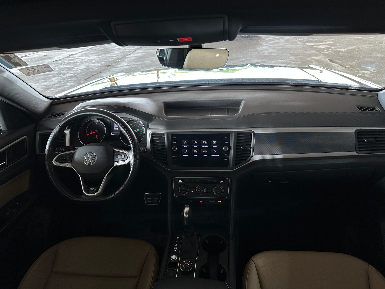 Thumbnail: 2020 Volkswagen Atlas - 2