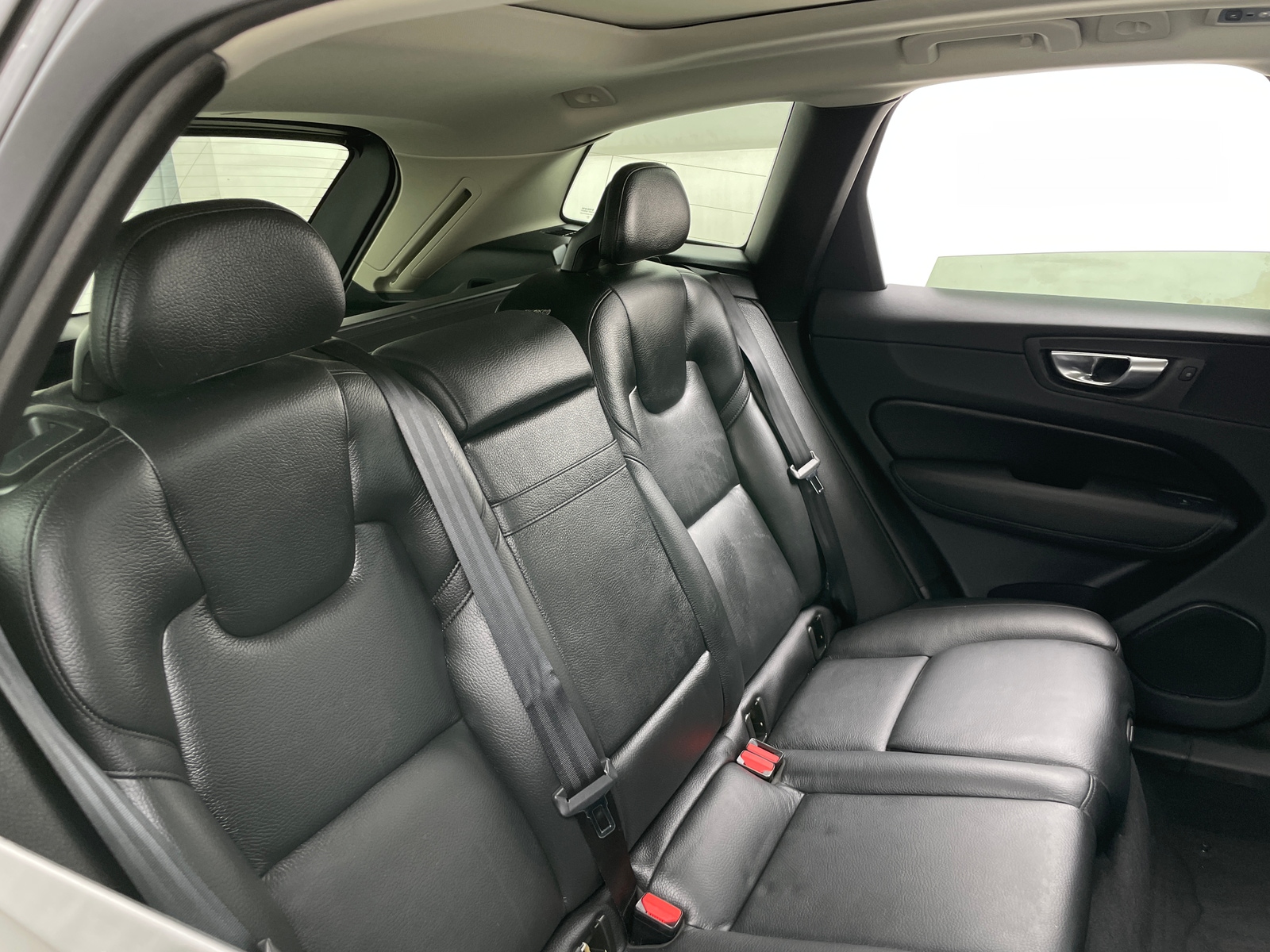 Thumbnail: 2019 Volvo XC60 - 5