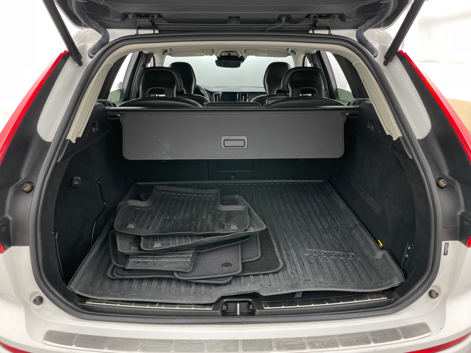 Thumbnail: 2019 Volvo XC60 - 6