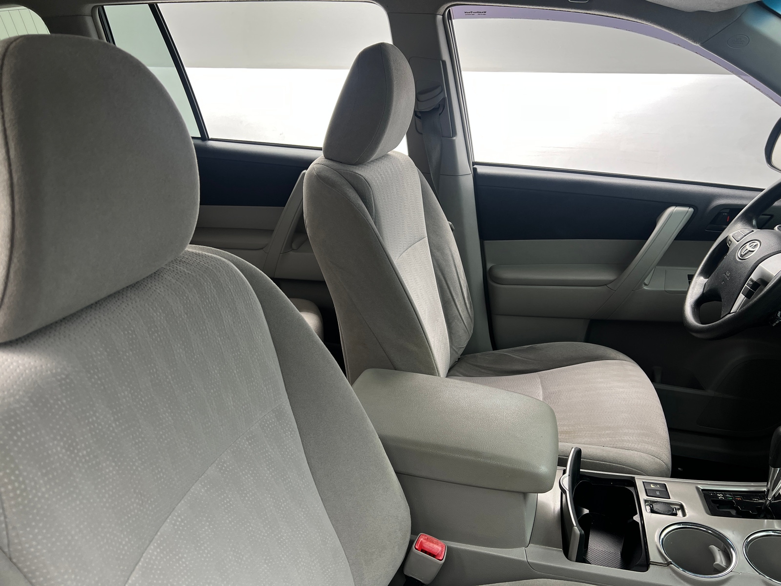 Thumbnail: 2013 Toyota Highlander - 2