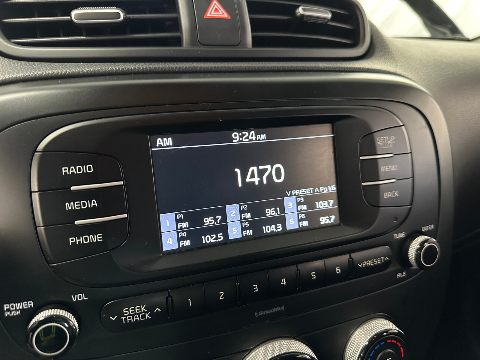 Thumbnail: 2017 Kia Soul - 4