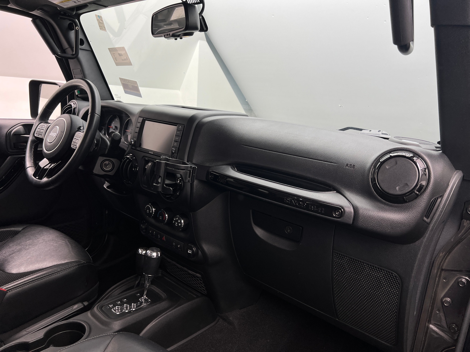 Thumbnail: 2017 Jeep Wrangler - 2