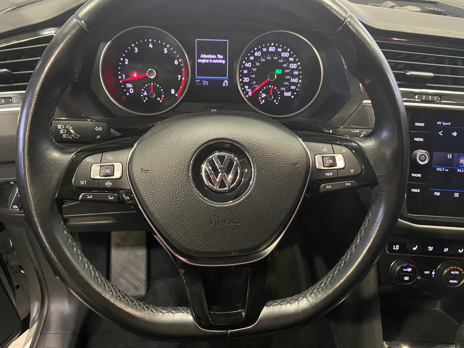 Thumbnail: 2019 Volkswagen Tiguan - 4