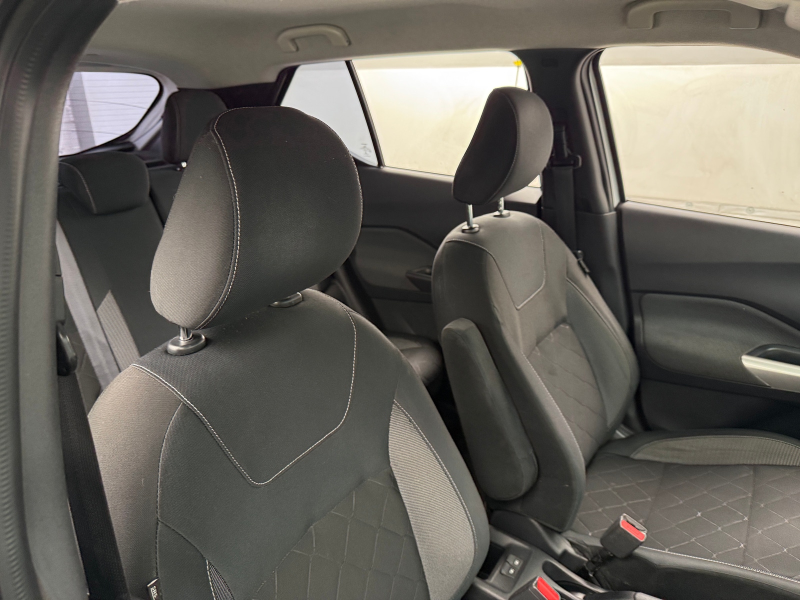 Thumbnail: 2019 Nissan Kicks - 2