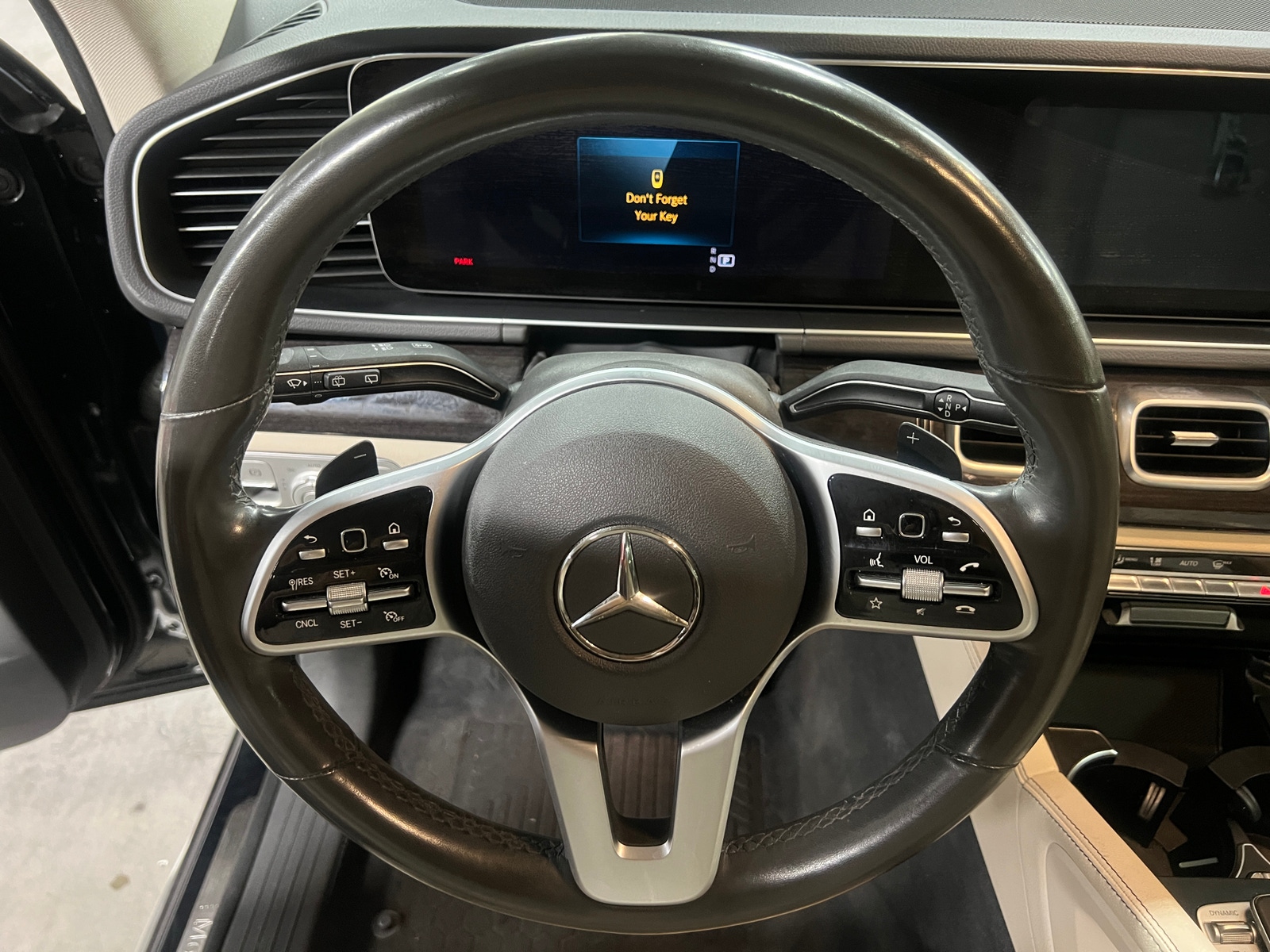 Thumbnail: 2020 Mercedes-Benz GLE - 4
