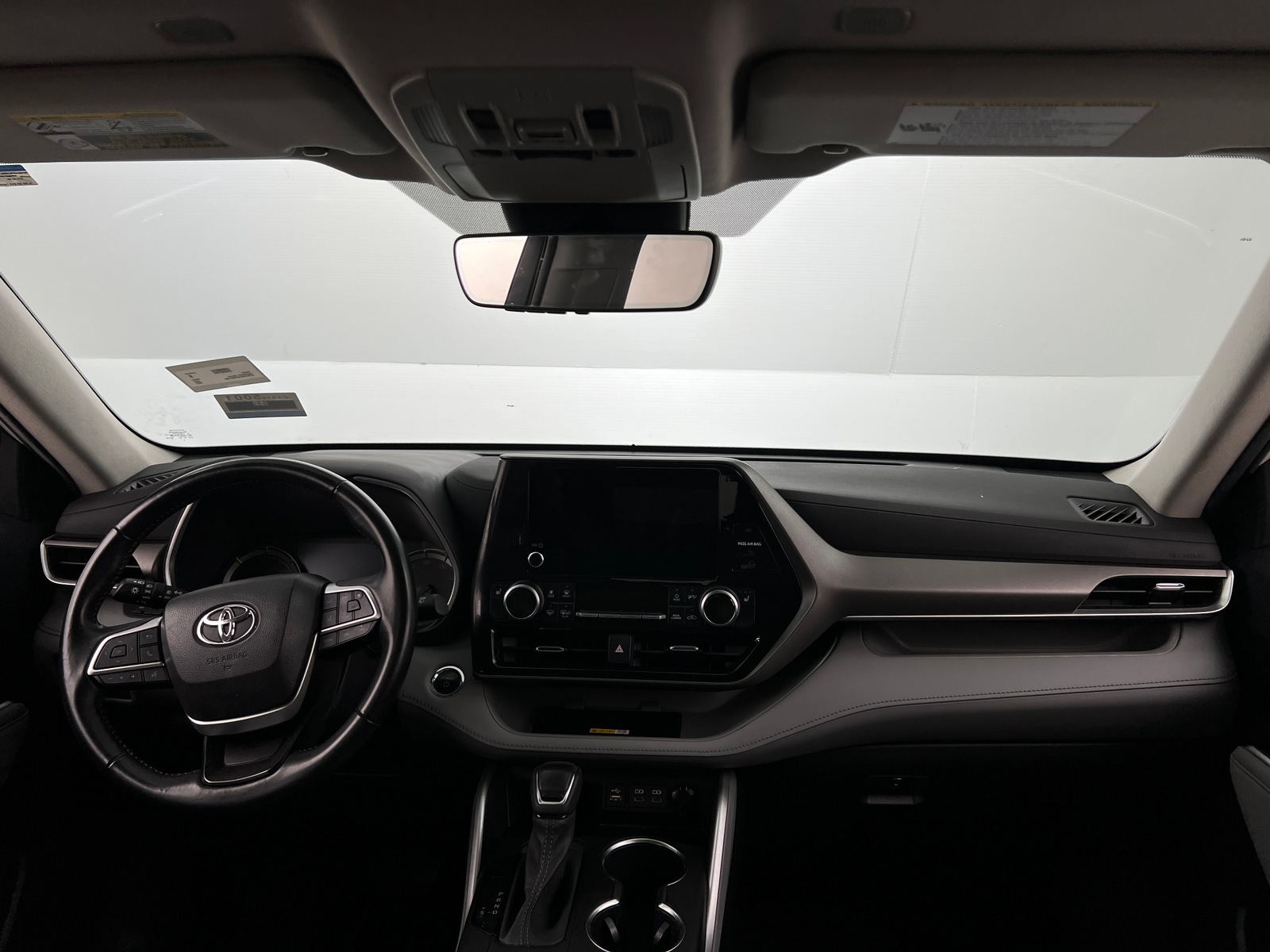 Thumbnail: 2023 Toyota Highlander - 2