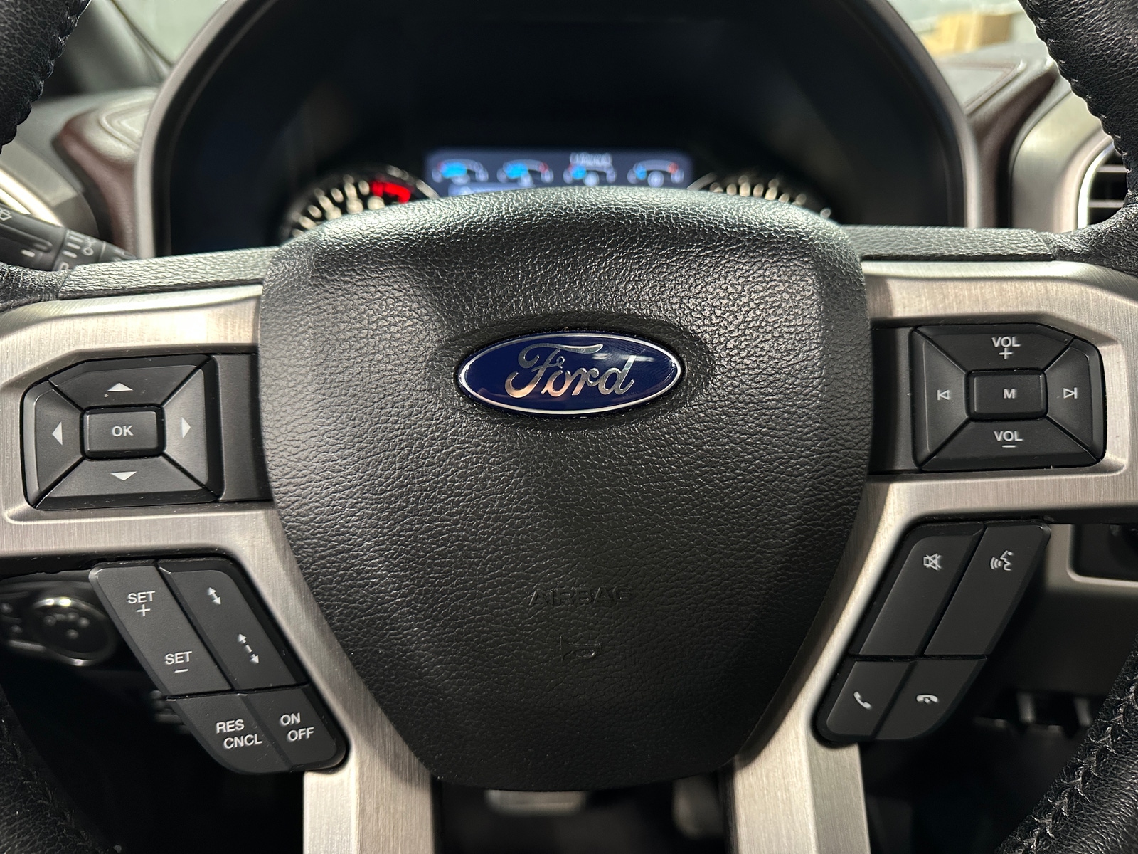 Thumbnail: 2016 Ford Econoline - 4